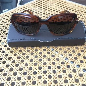 OLIVER PEOPLES NANNY B Sunglasses